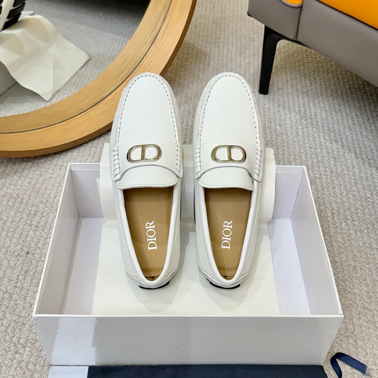 Men's clothing and shoes 💰420! (Yangli) Quality DIOR [Dior’s latest arrival] real auction hot-selling Doudou shoes 🔍DIOR) new Doudou shoes 👍Belgian designer Martin Margiela serves as Gucci shoe designer y full of charm, luxury style gentleman upper: imported cowhide, lining with spring sweat-absorbent first-layer sheepskin. Outsole Brand outsole, the last stitching on the bottom will never come off; equipped with classic Gucci exquisite hardware C D buckle💋The whole pair of shoes is fashionable and casual without losing high-end style; standard 38-46